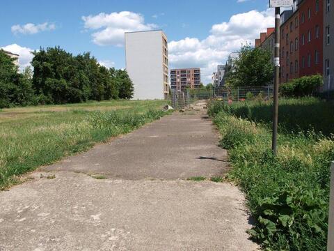 Kolonnenweg an der Bernauer Straße